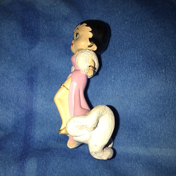Betty Boop vintage figure approximately 5” tall 💕 - Picture 3 of 6